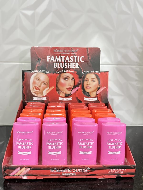 Caja con 24 Rubor en barra Tipo Pixy con un toque de brillo, fantástic Blusher Glow larga duración. Romantic Rain.