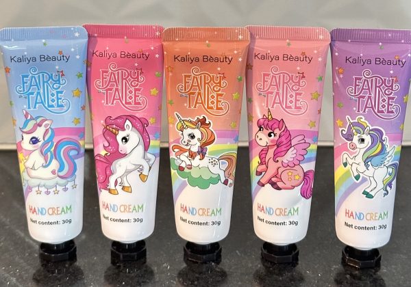 Set de 5 cremas cuidado de las manos. Rainbow Pony. KALIYA BEAUTY - Imagen 2