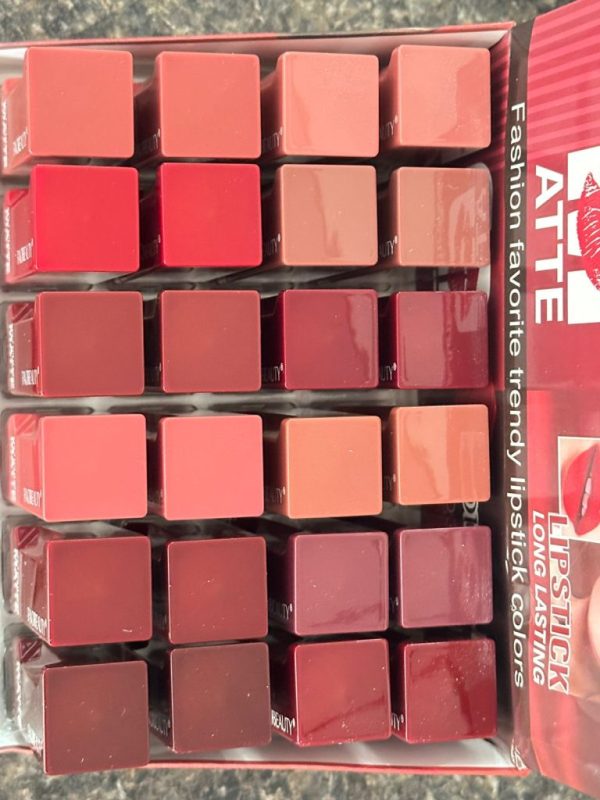 Labial en Barra Matte Larga Duracion. Favorbeauty - Imagen 3