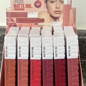 LIPSTICK TINTA MATTE Favorbeauty Waterproof, aterciopelado, impecable.