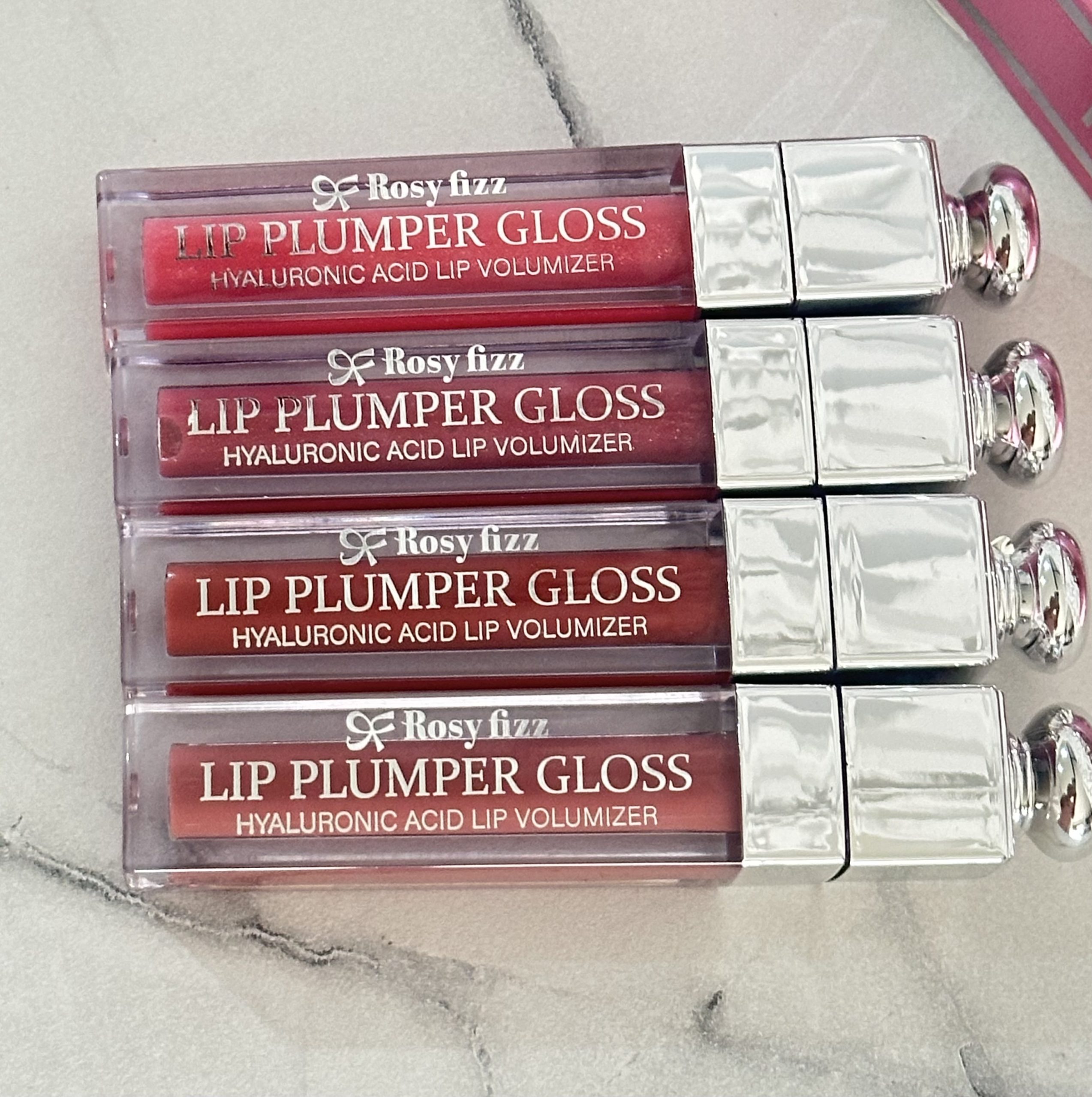 Caja con 24 LipGloss Voluminizador con Ácido Hialuronico Tipo DIOR. Brillo intenso, Efecto volumen, Máxima Hidratación y Humectacion. - Imagen 6