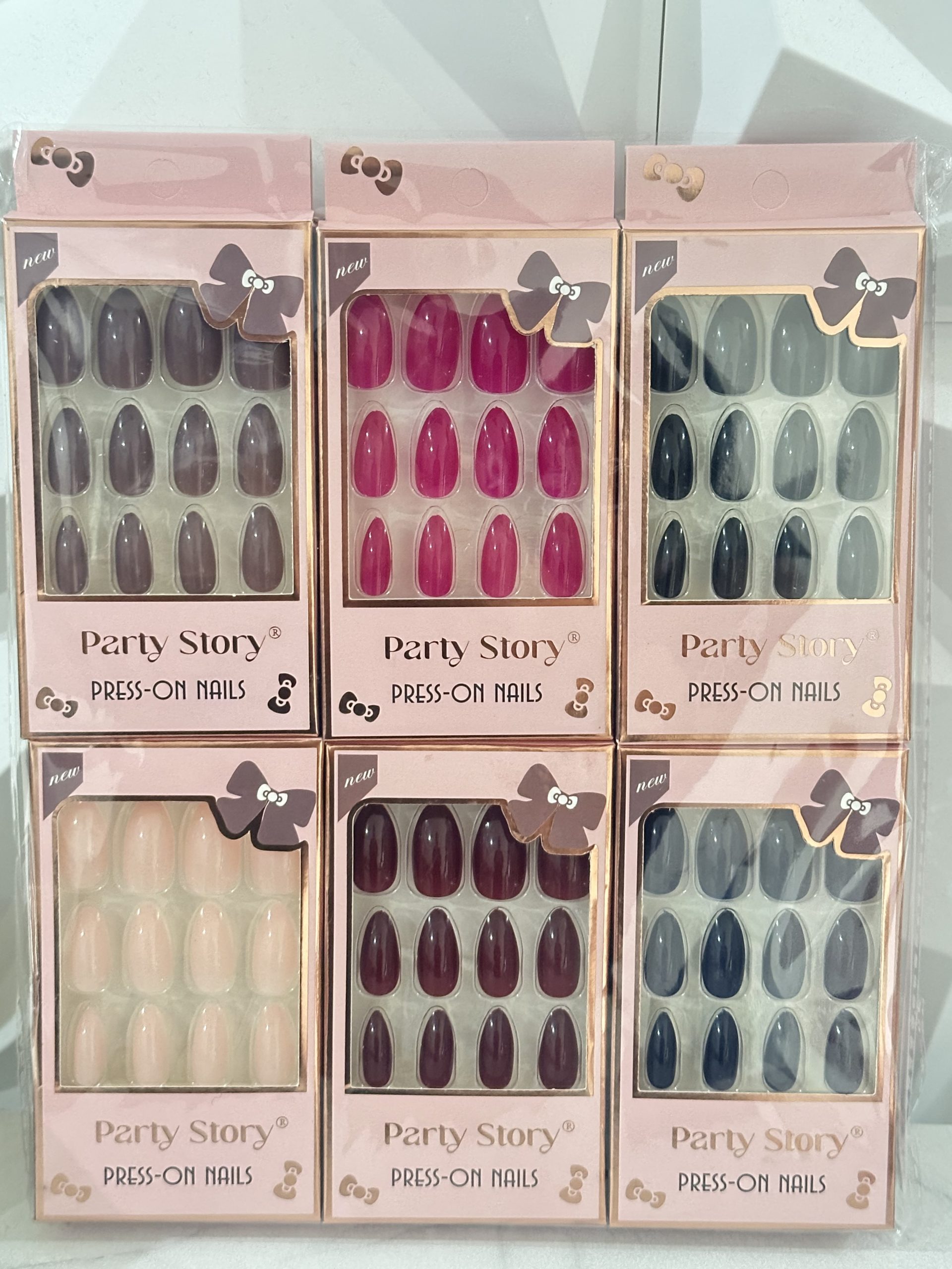 Docena( 12 Cajitas ) uñas PRESS- ON NAILS, tonos lisos. - Imagen 4