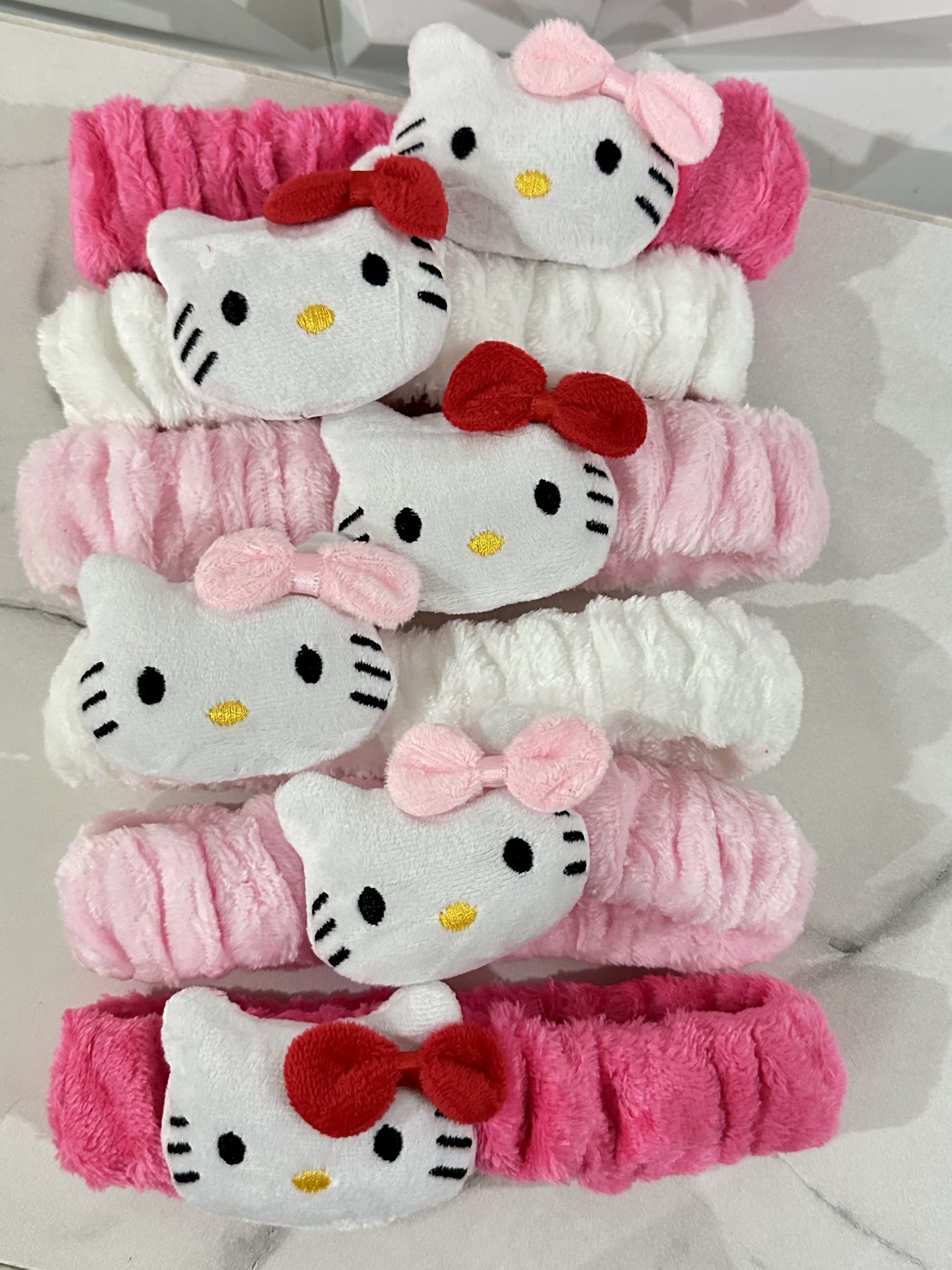 Bandita Skincare HELLO KITTY suave y afelpada